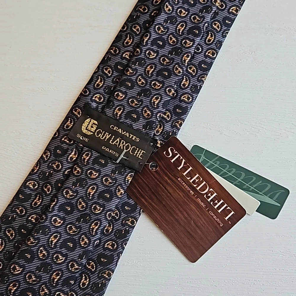 Guy LaRoche Vintage Blue Paisley Amoeba Silk Tie NWT